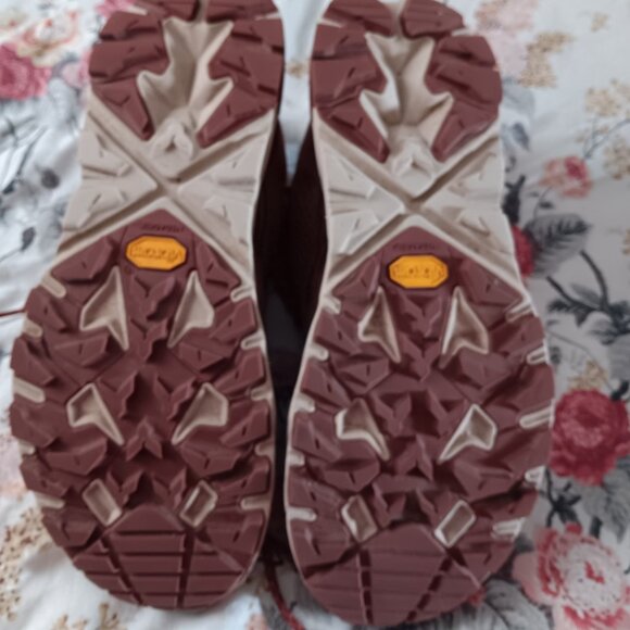 Hoka One One 9.5B (wide) Burgundy women's 42EU - Picture 7 of 13